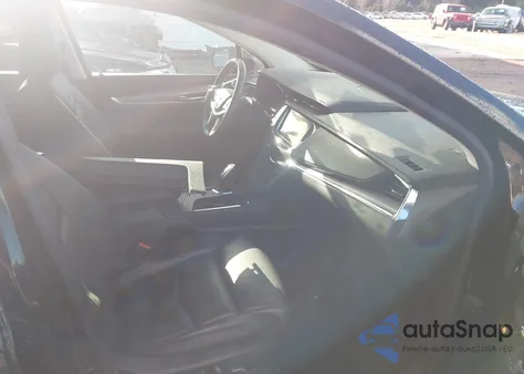 2017 Cadillac Xt5 Premium Luxury from USA, damaged, VIN 1GYKNCRS3HZ176445